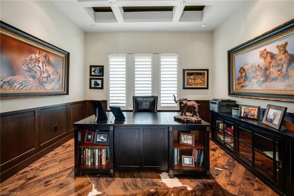 384 Edgemere Way E, Naples, FL 34105 Photo
