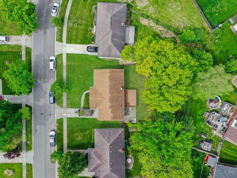 225 Ireland Avenue, Greenhills, OH 45218 Photo 43