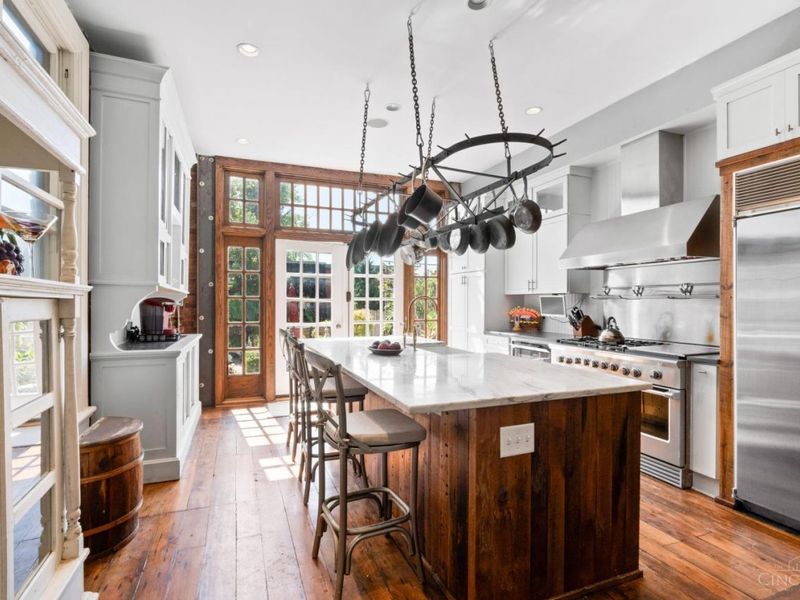 909 Dayton Street, Cincinnati, OH 45214 Photo 11