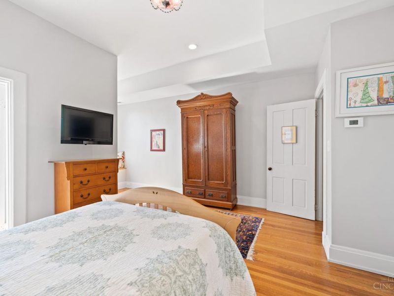 909 Dayton Street, Cincinnati, OH 45214 Photo 32