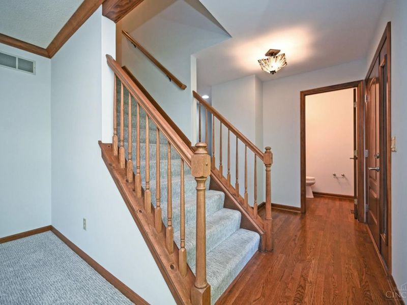 7231 Deer Hollow Drive, West Chester, OH 45069 Photo 4