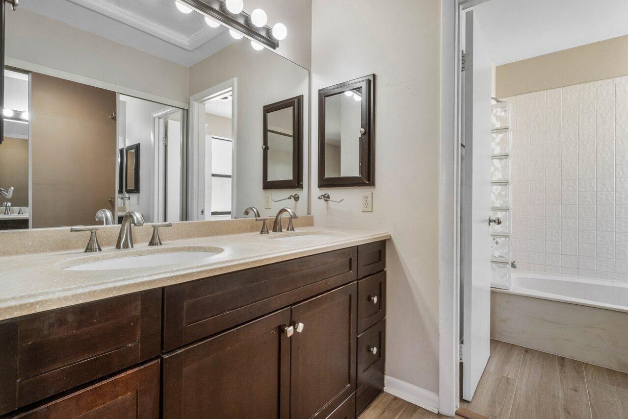 13135 Chadwick Court, Unit 12, Wellington, FL 33414 Photo