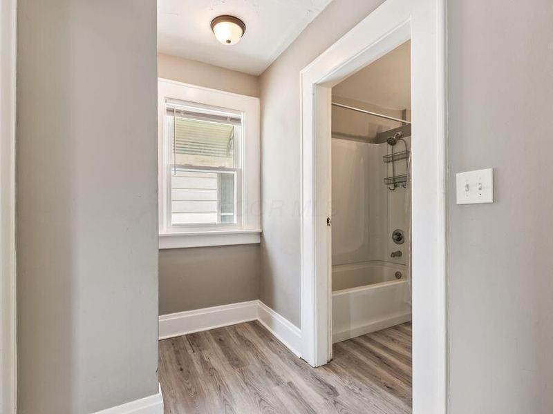 266 E Hinman Avenue, Columbus, OH 43207 Photo 25