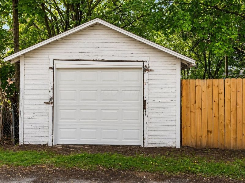 266 E Hinman Avenue, Columbus, OH 43207 Photo 34