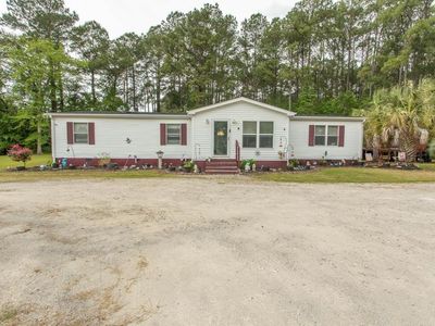 2260 Harvey Rd., Loris, SC 29569