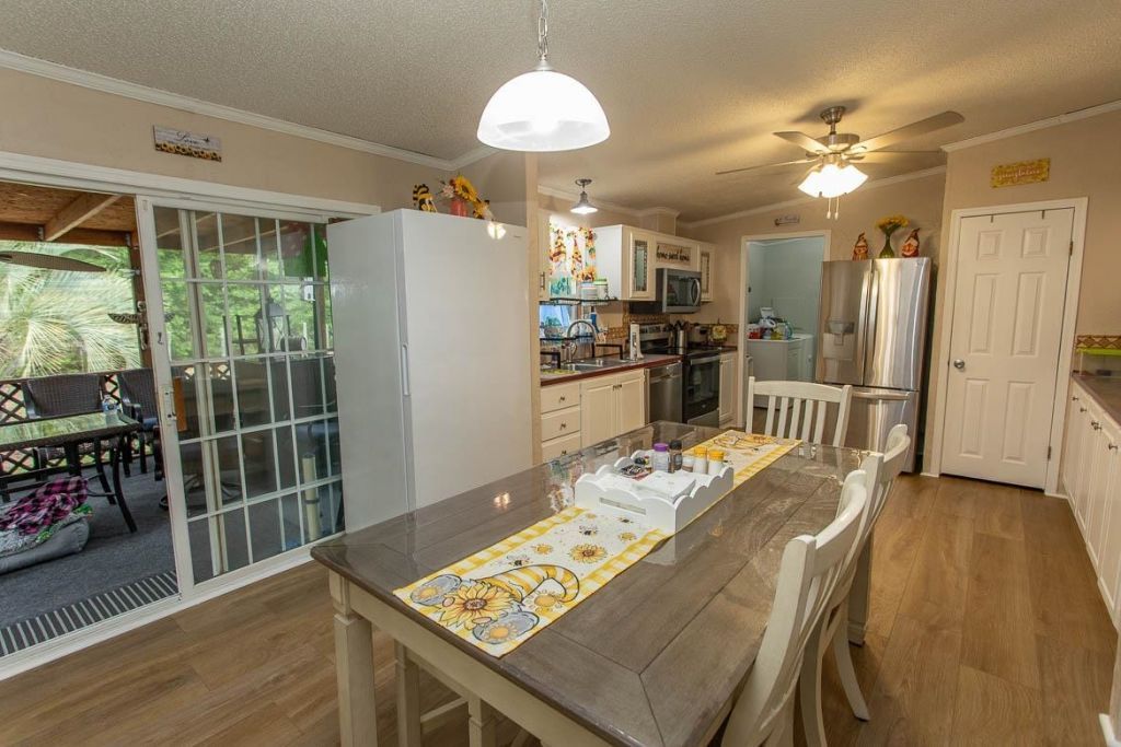 2260 Harvey Rd. Photo 19