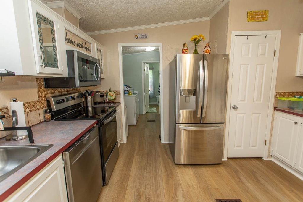 2260 Harvey Rd. Photo 22