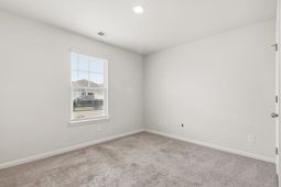 392 Spruce Pine Way photo 4