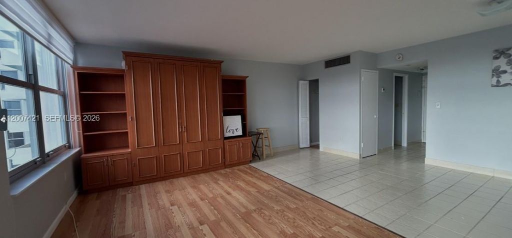 2899 Collins Ave , Unit 1040, Miami Beach, FL 33140 Photo