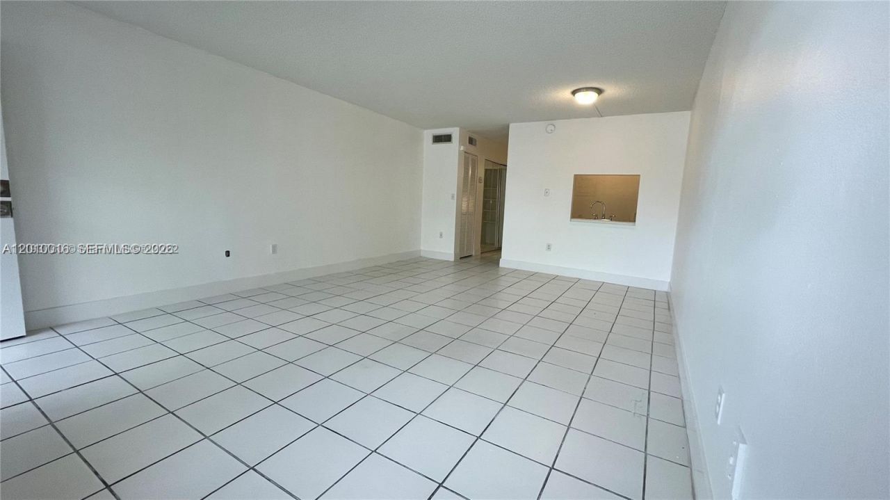 271 NW 177th St , Unit B-104, Miami Gardens, FL 33169 Photo