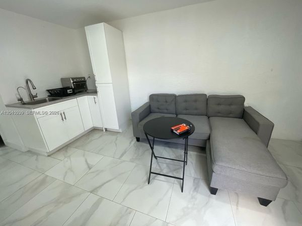 2320 SW 44th St, Unit A, Fort Lauderdale, FL 33312