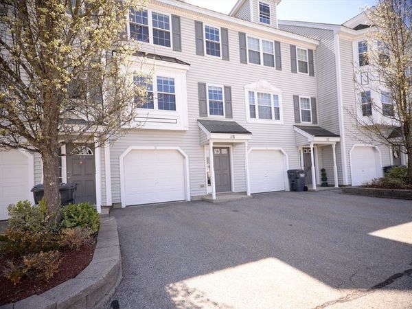 22 Merrimac Way, Unit B, Tyngsborough, MA 01879