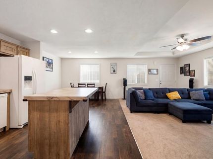 88 Village Cir, Sacramento, CA 95838 Photo