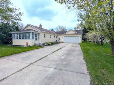 2278 Chapin Street, Grand Blanc Twp, MI 48439