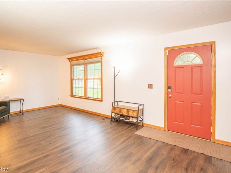 5782 Drenta Circle SW, Navarre, OH 44662 Photo 2