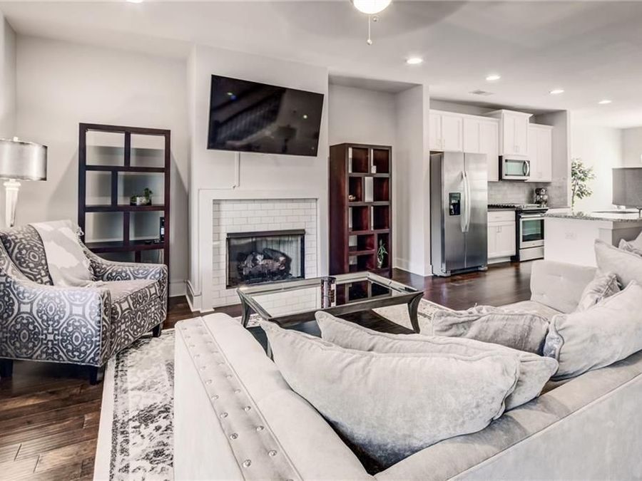 Property Image 8