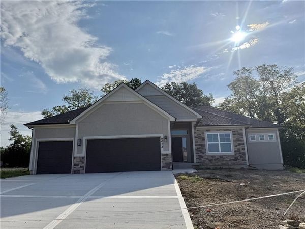 9023 N Colorado Avenue, Kansas City, MO 64156