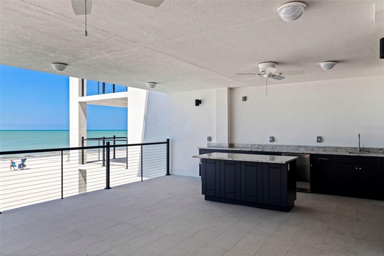 14048 Gulf Boulevard, Unit 202, Madeira Beach, FL 33708 Photo