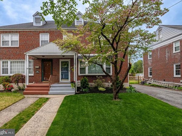 12 LAWNDALE ROAD, WYOMISSING, PA 19610