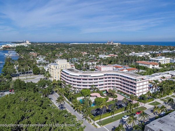 315 S Lake Drive, Unit PH D, Palm Beach, FL 33480
