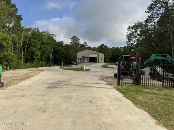 520 U.s. 90 , Waveland, MS 39576