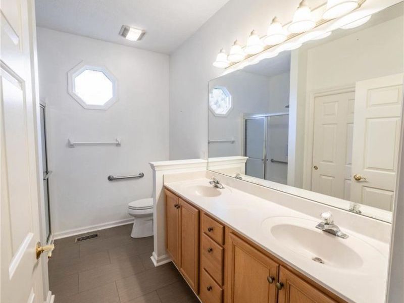 7444 New York Way, Butler Township, OH 45414 Photo 32
