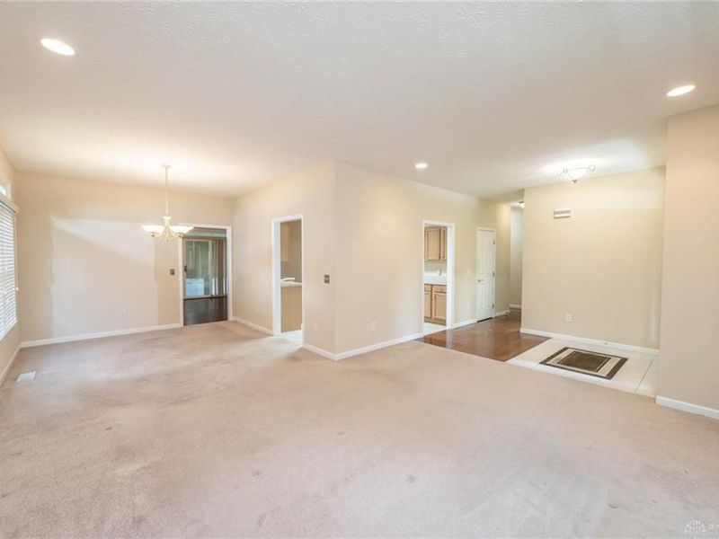 7444 New York Way, Butler Township, OH 45414 Photo 8