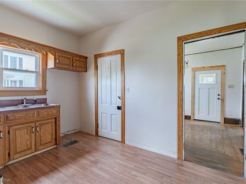 244 Jones Street, Shreve, OH 44676 Photo 9