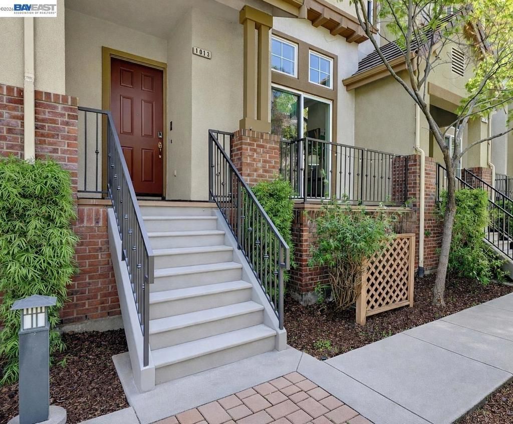 1013 Amber Ter, Union City, CA 94587 Main Photo