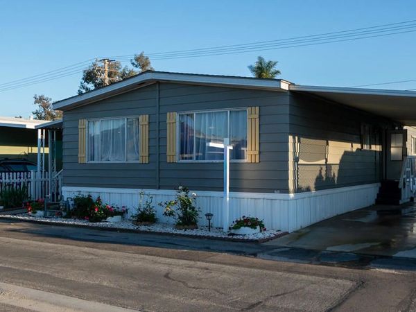 280 Columbia Place, Unit 48, Oxnard, CA 93033