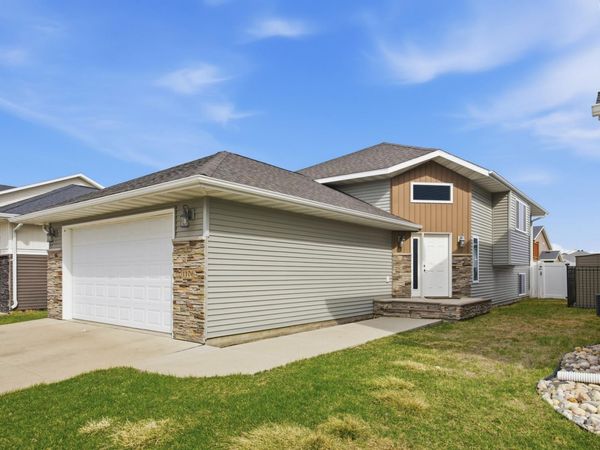 1106 Eaglewood Avenue , West Fargo, ND 58078