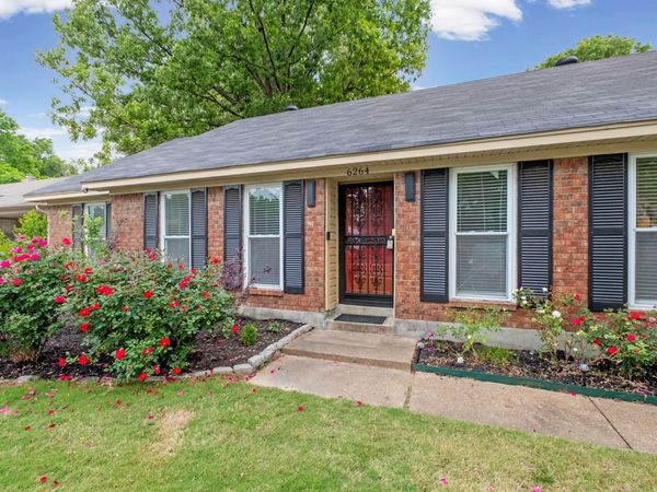 6264 SKYLIGHT DR, Bartlett, TN 38135