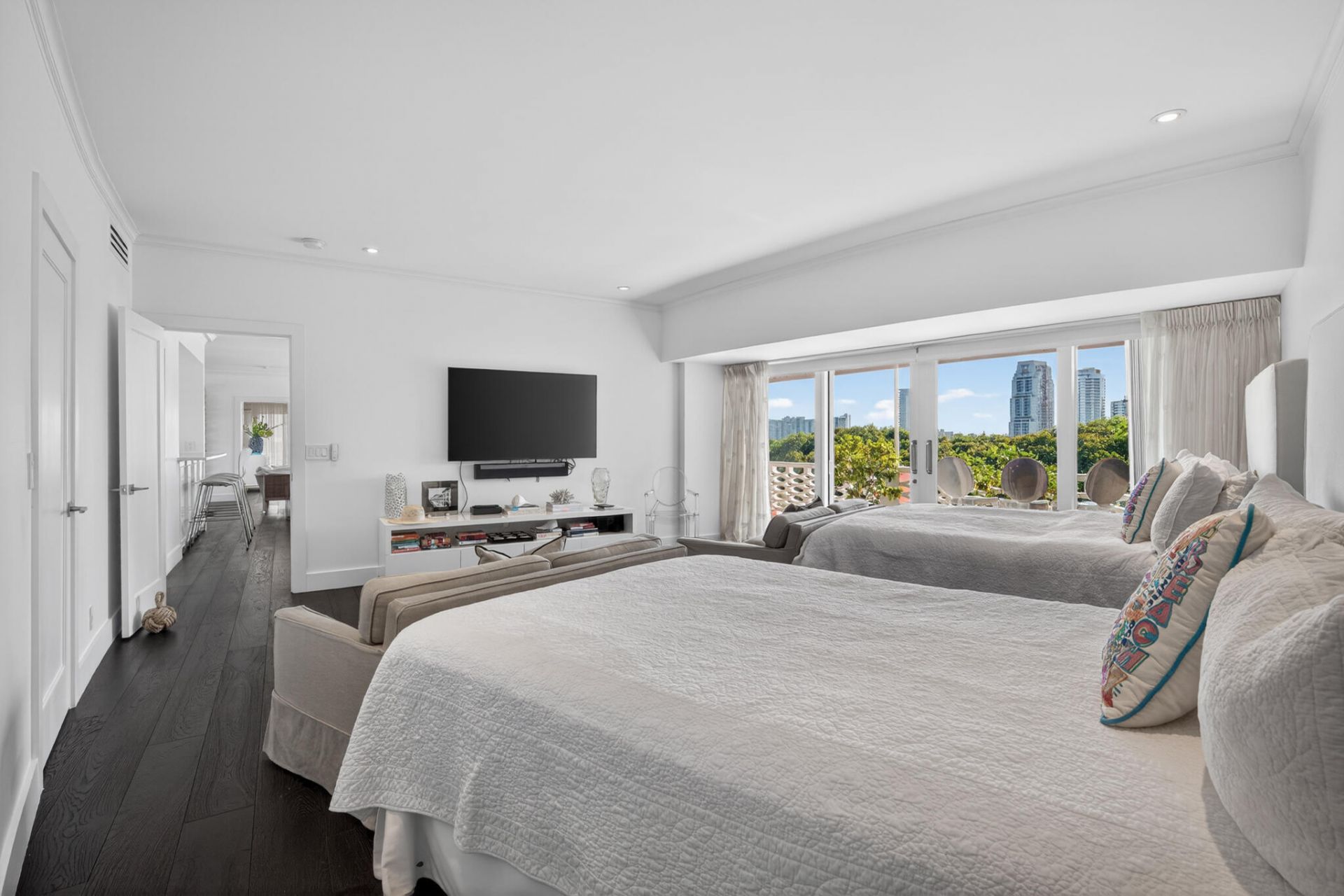 315 S Lake Drive, Unit Ph D, Palm Beach, FL 33480 Photo