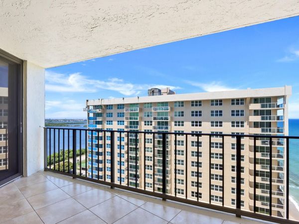 5420 N Ocean Drive, Unit 1703, Singer Island, FL 33404