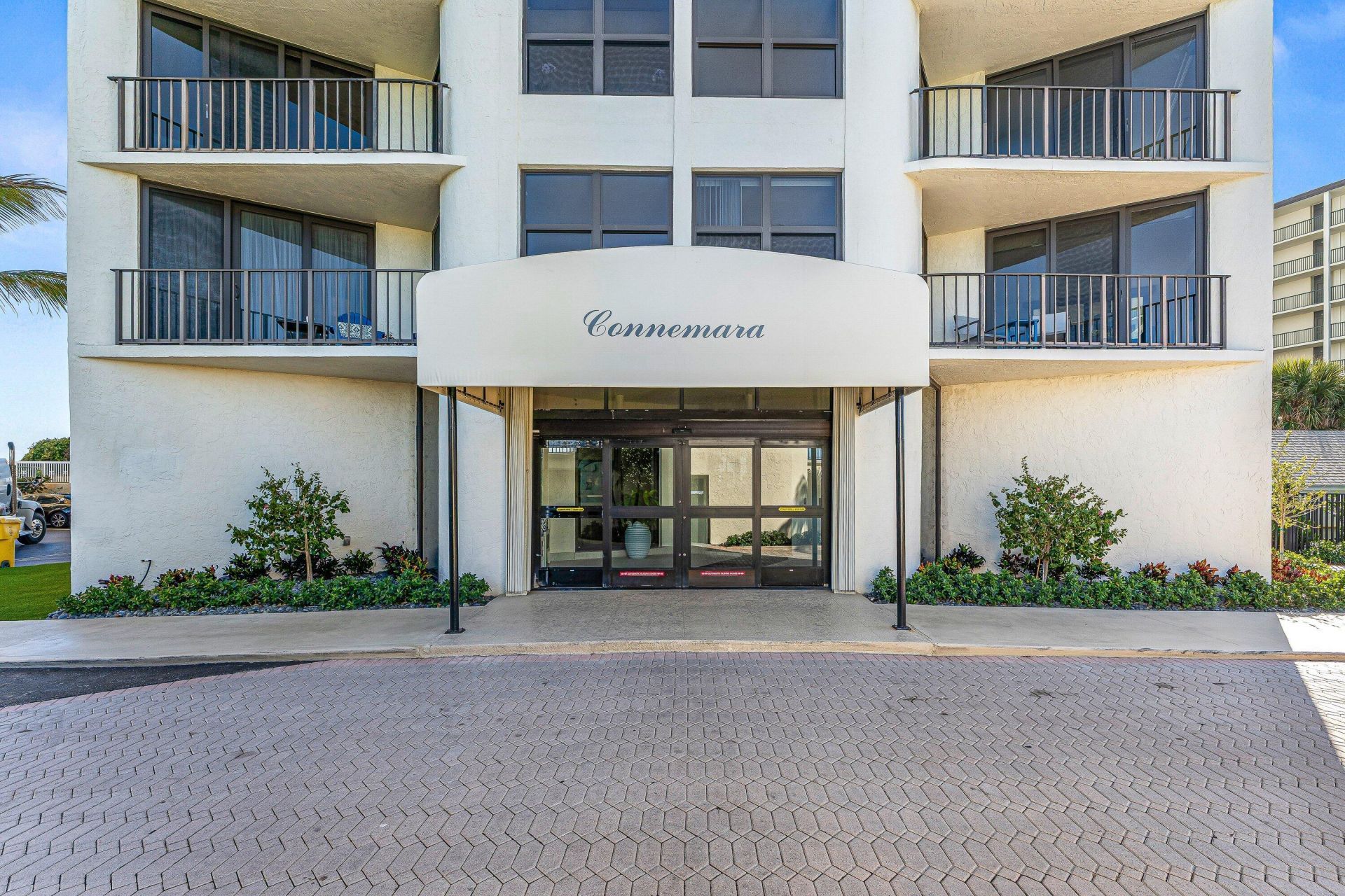 5420 N Ocean Drive, Unit 1703, Singer Island, FL 33404 Photo