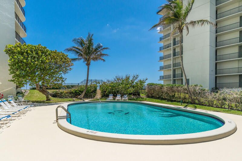 5420 N Ocean Drive, Unit 1703, Singer Island, FL 33404 Photo