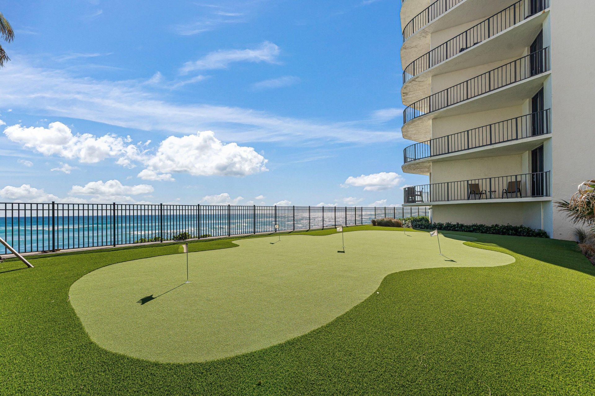 5420 N Ocean Drive, Unit 1703, Singer Island, FL 33404 Photo