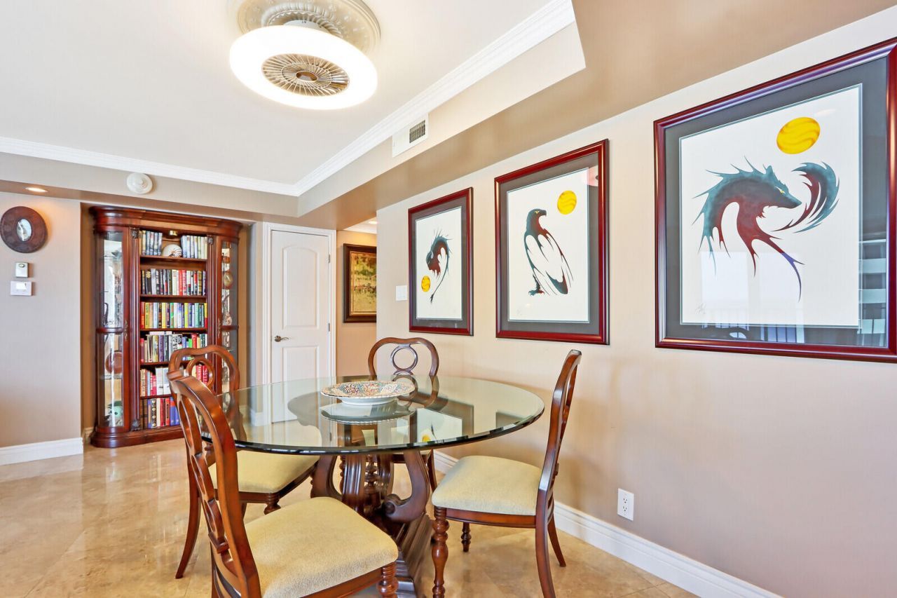 5420 N Ocean Drive, Unit 1703, Singer Island, FL 33404 Photo