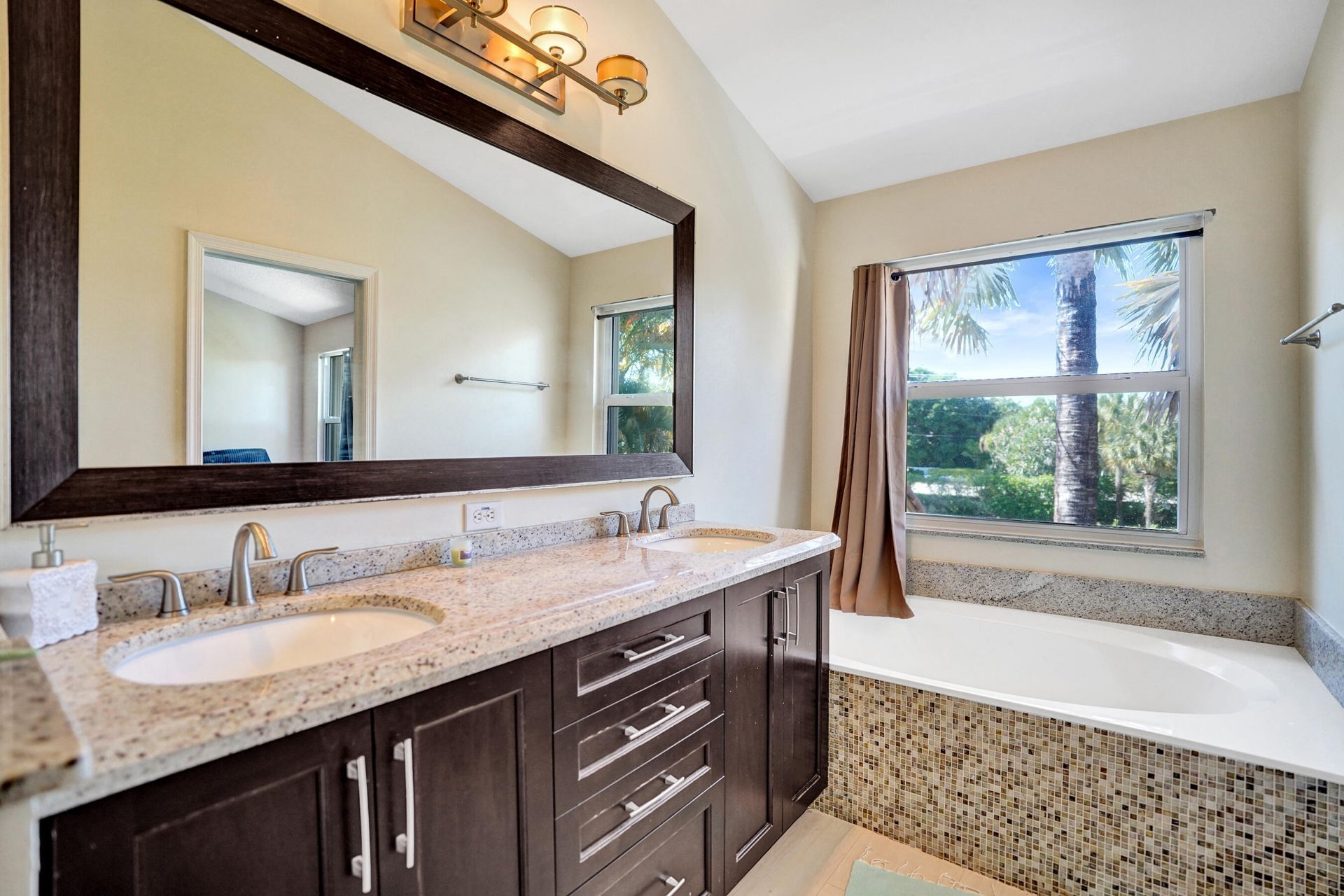 23449 Water Circle, Boca Raton, FL 33486 Photo