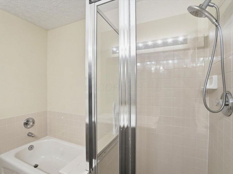 2619 Westrock Drive , Hilliard, OH 43026 Photo 19