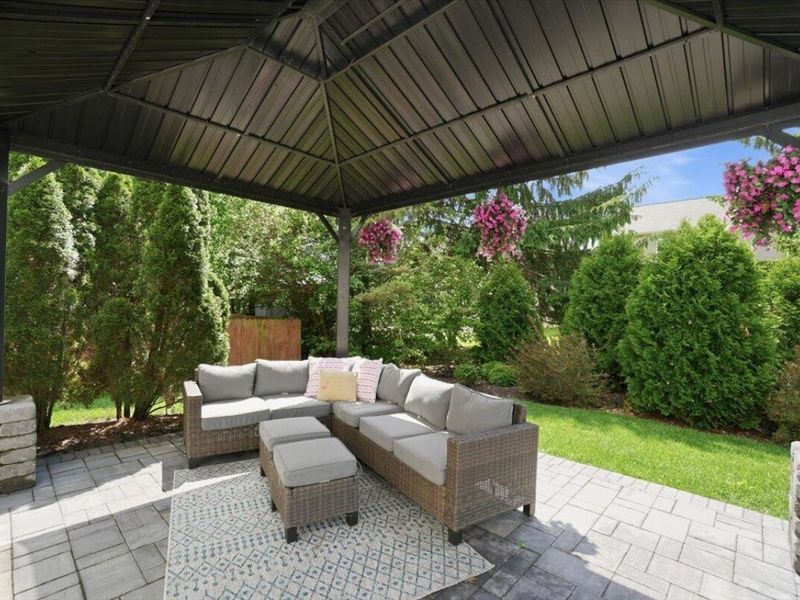 2619 Westrock Drive , Hilliard, OH 43026 Photo 23