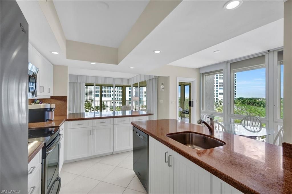 4051 Gulf Shore Blvd N, Unit 700, Naples, FL 34103 Photo