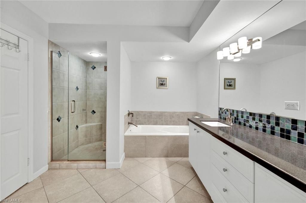 4051 Gulf Shore Blvd N, Unit 700, Naples, FL 34103 Photo