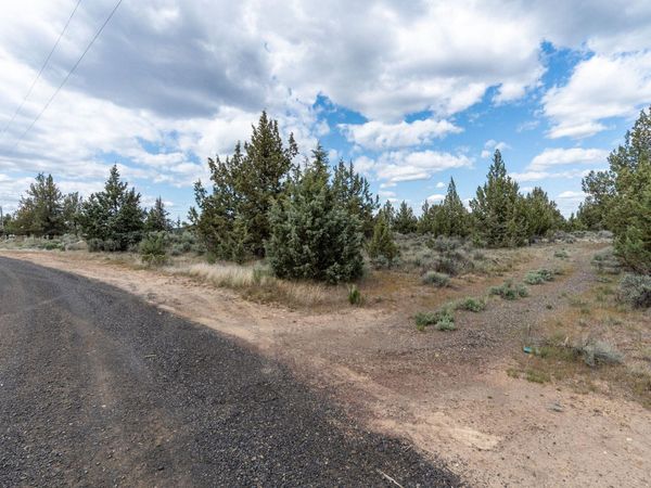 SW Grasslands Place, Terrebonne, OR 97760