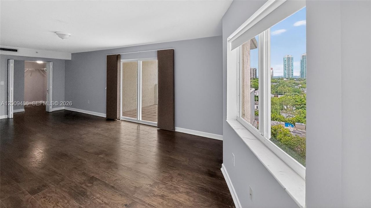 280 SW 20th Rd , Unit 904, Miami, FL 33129 Photo