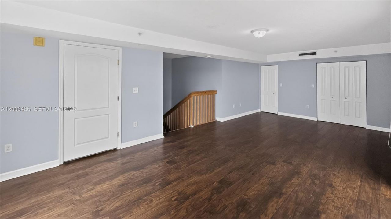 280 SW 20th Rd , Unit 904, Miami, FL 33129 Photo