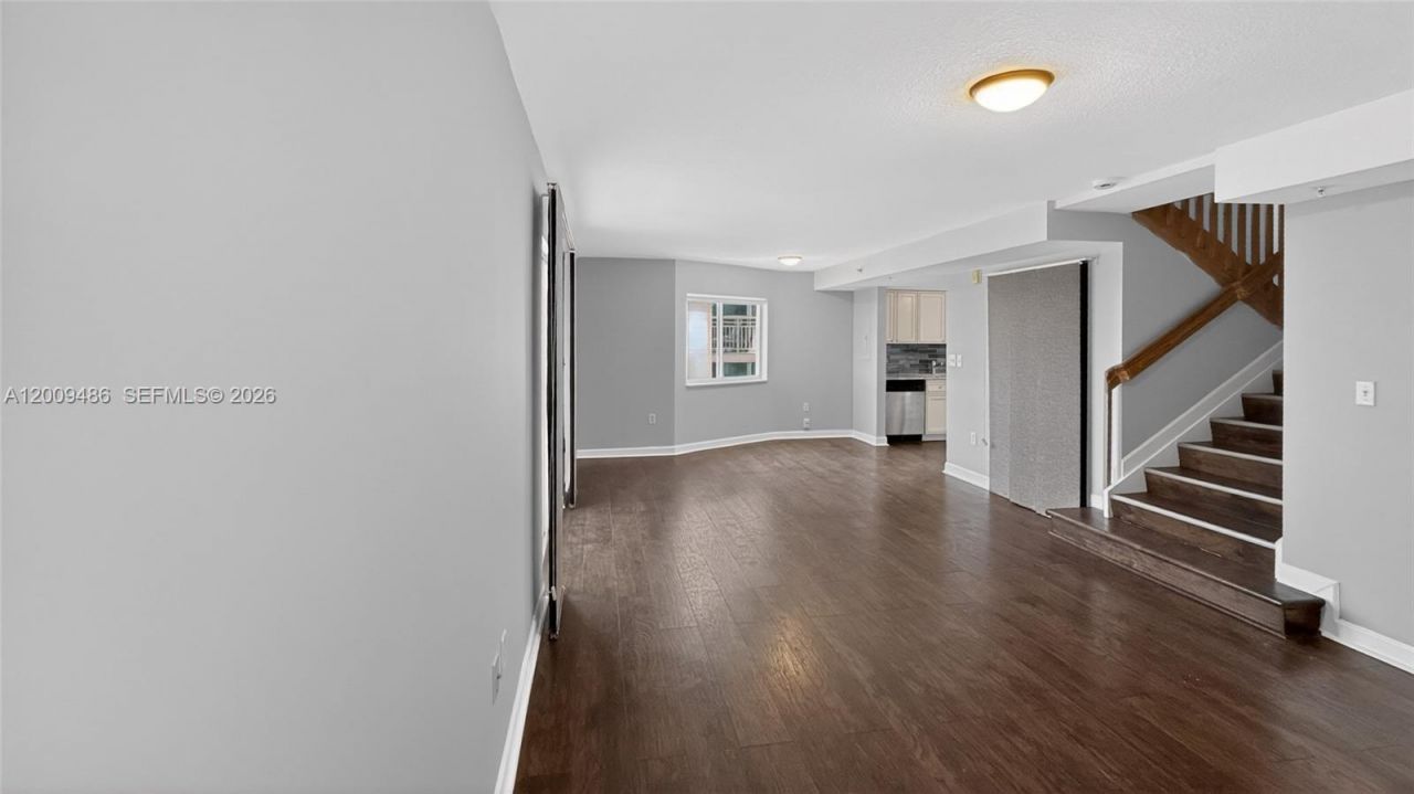 280 SW 20th Rd , Unit 904, Miami, FL 33129 Photo