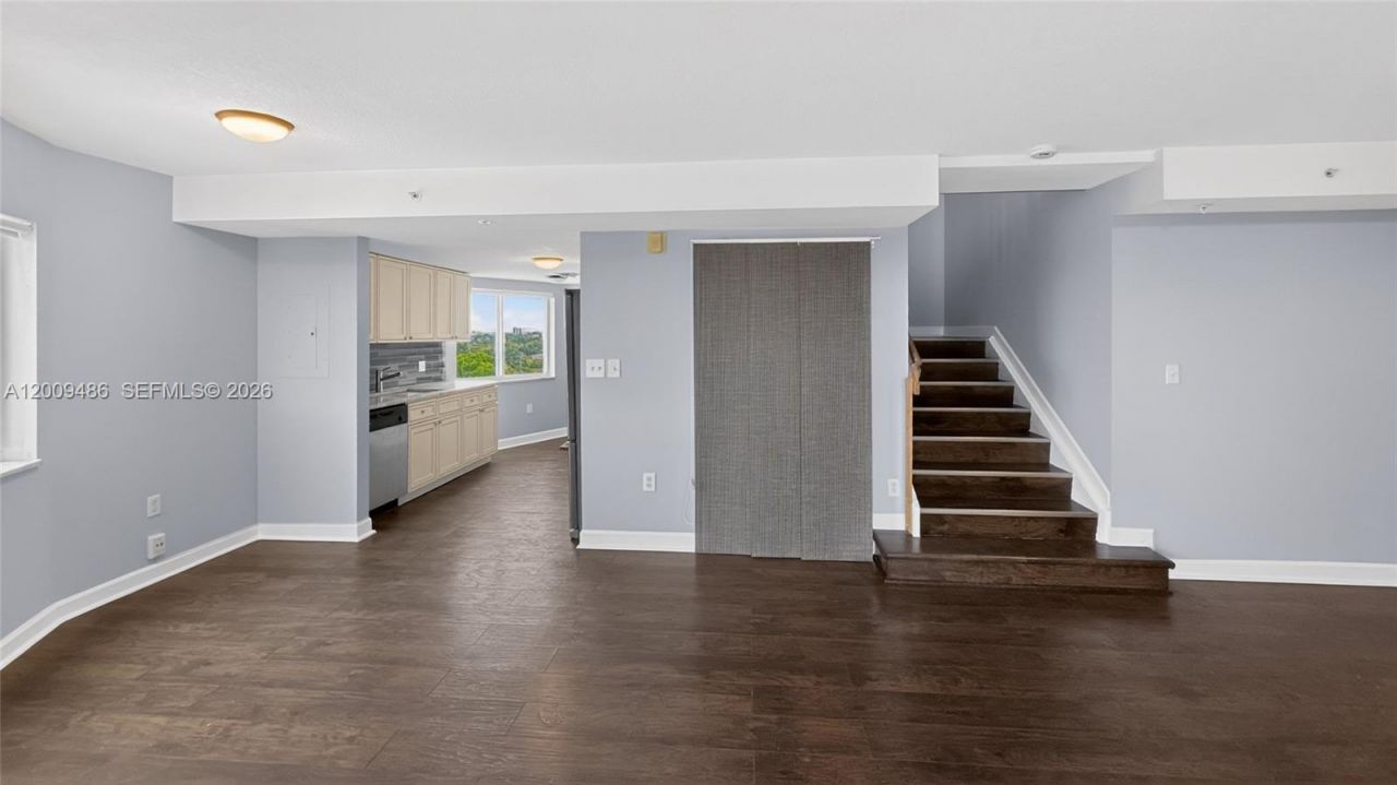 280 SW 20th Rd , Unit 904, Miami, FL 33129 Photo