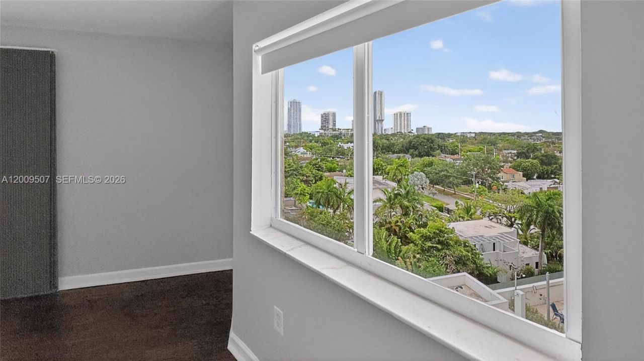 280 SW 20th Rd , Unit 904, Miami, FL 33129 Photo