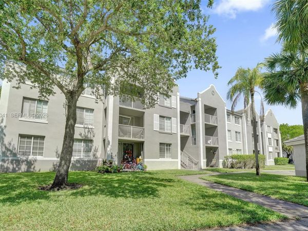 631 SW 111th Lane , Unit 306, Pembroke Pines, FL 33025